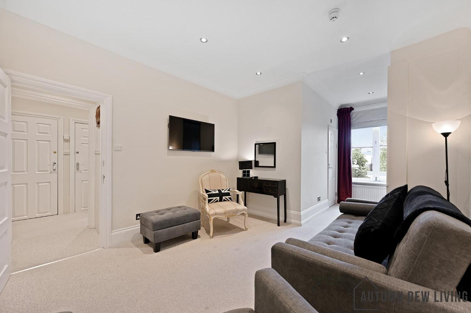Beautiful 2 King Size Beds 2 Bath- Sleeps 5 In Earls Court Apartment Londra Exterior foto